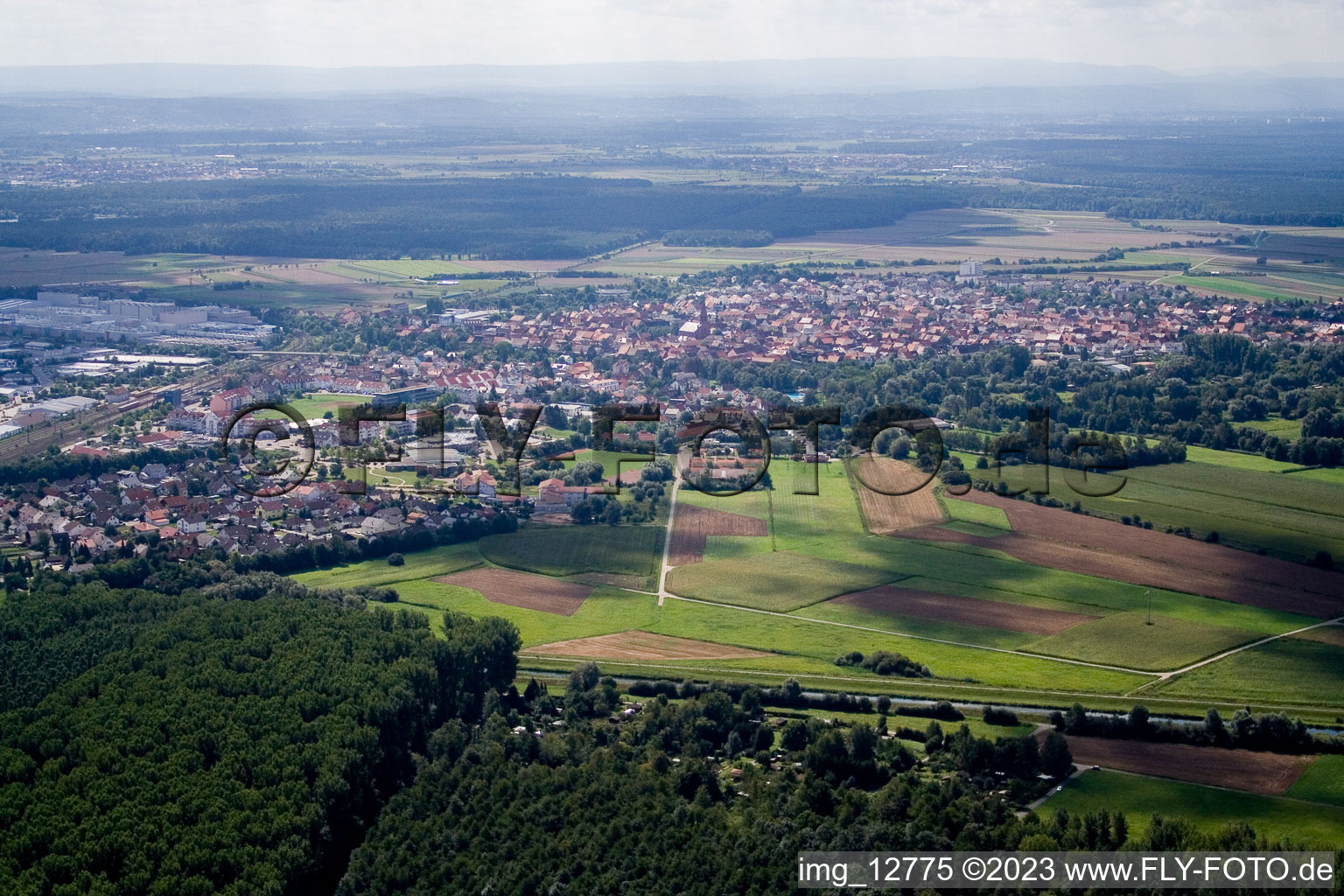 Luftbild von Ortsteil Graben in Graben-Neudorf im Bundesland Baden-Württemberg, Deutschland
