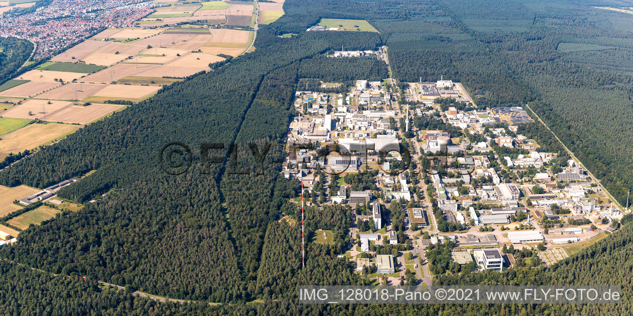 Luftbild von KIT-Campus Nord aus Süden im Ortsteil Leopoldshafen in Eggenstein-Leopoldshafen im Bundesland Baden-Württemberg, Deutschland