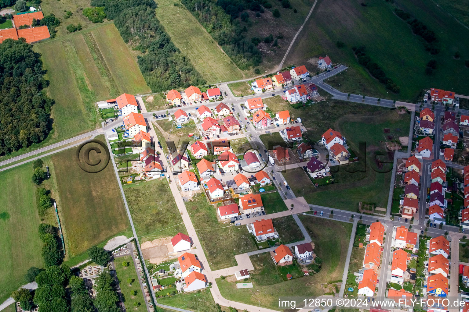 Luftbild von Montesoristr im Ortsteil Wiesental in Waghäusel im Bundesland Baden-Württemberg, Deutschland