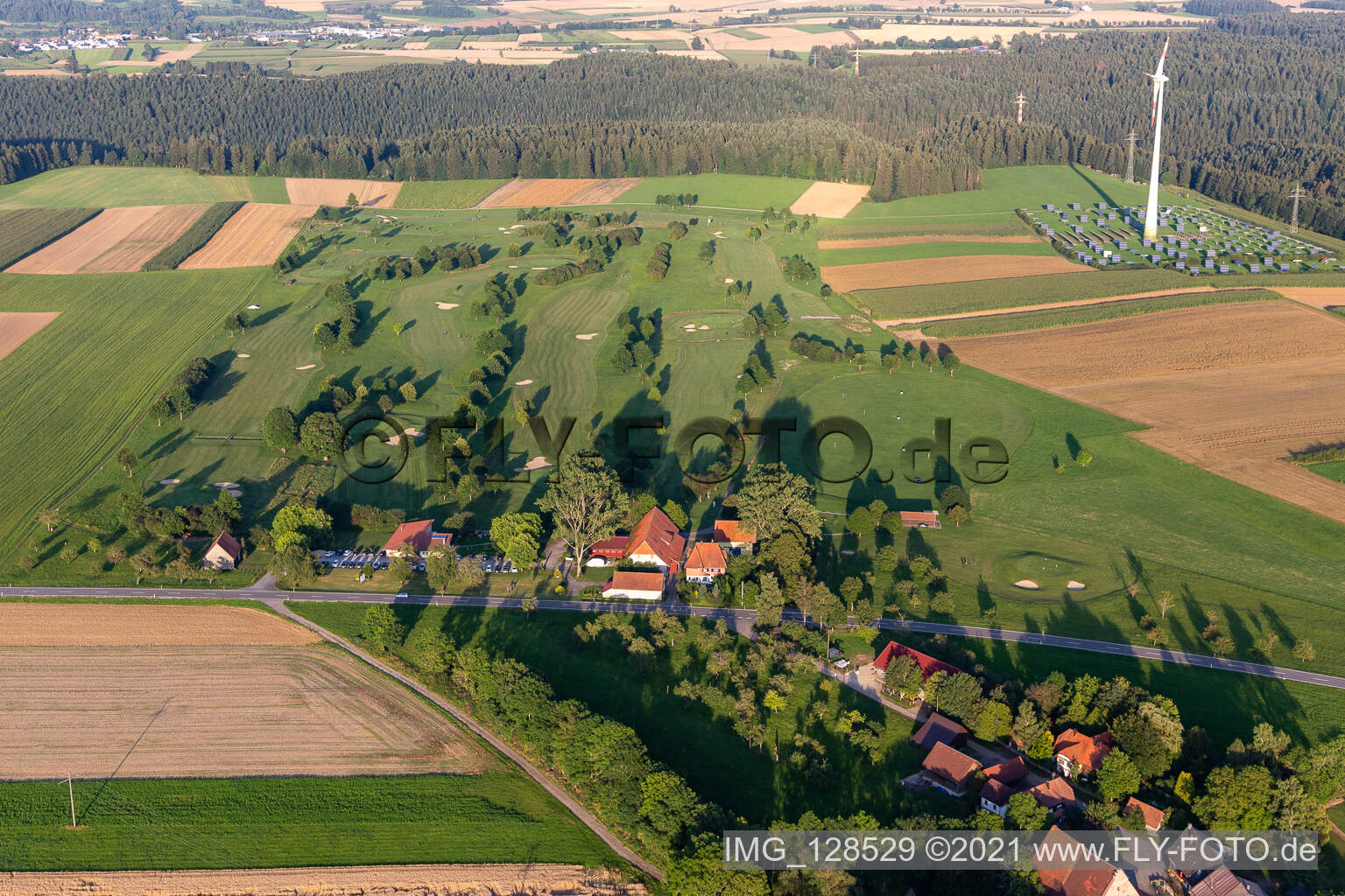 Luftbild von Gelände des Golfplatz des Golfclub Alpirsbach e.V. in Alpirsbach im Bundesland Baden-Württemberg, Deutschland