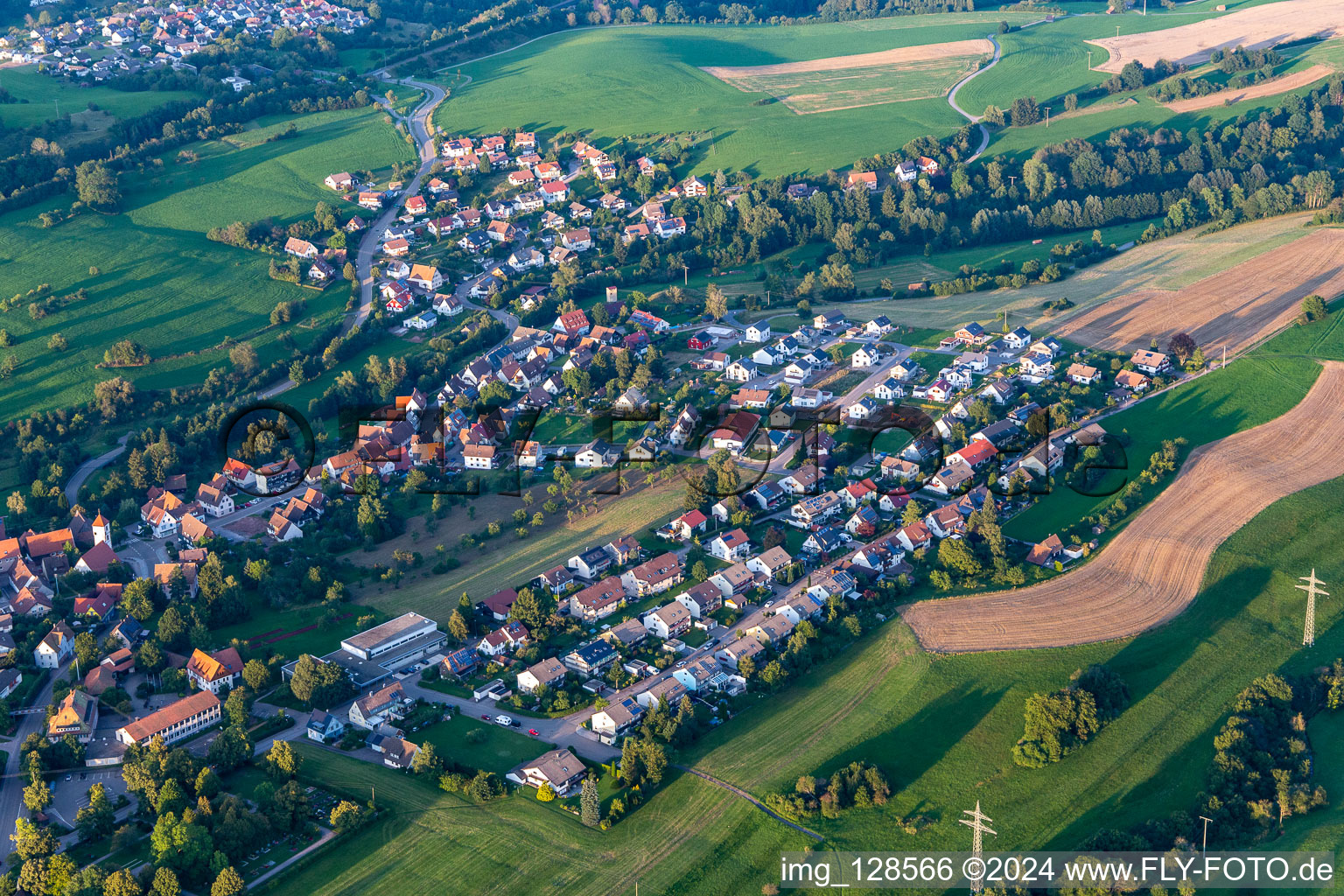 Schrägluftbild von Ortsteil Wittlensweiler in Freudenstadt im Bundesland Baden-Württemberg, Deutschland