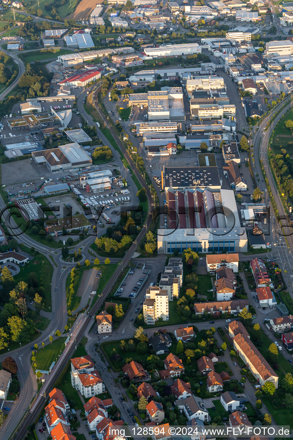 Schrägluftbild von Industriegebiet Robert-Bürkle-Straße in Freudenstadt im Bundesland Baden-Württemberg, Deutschland