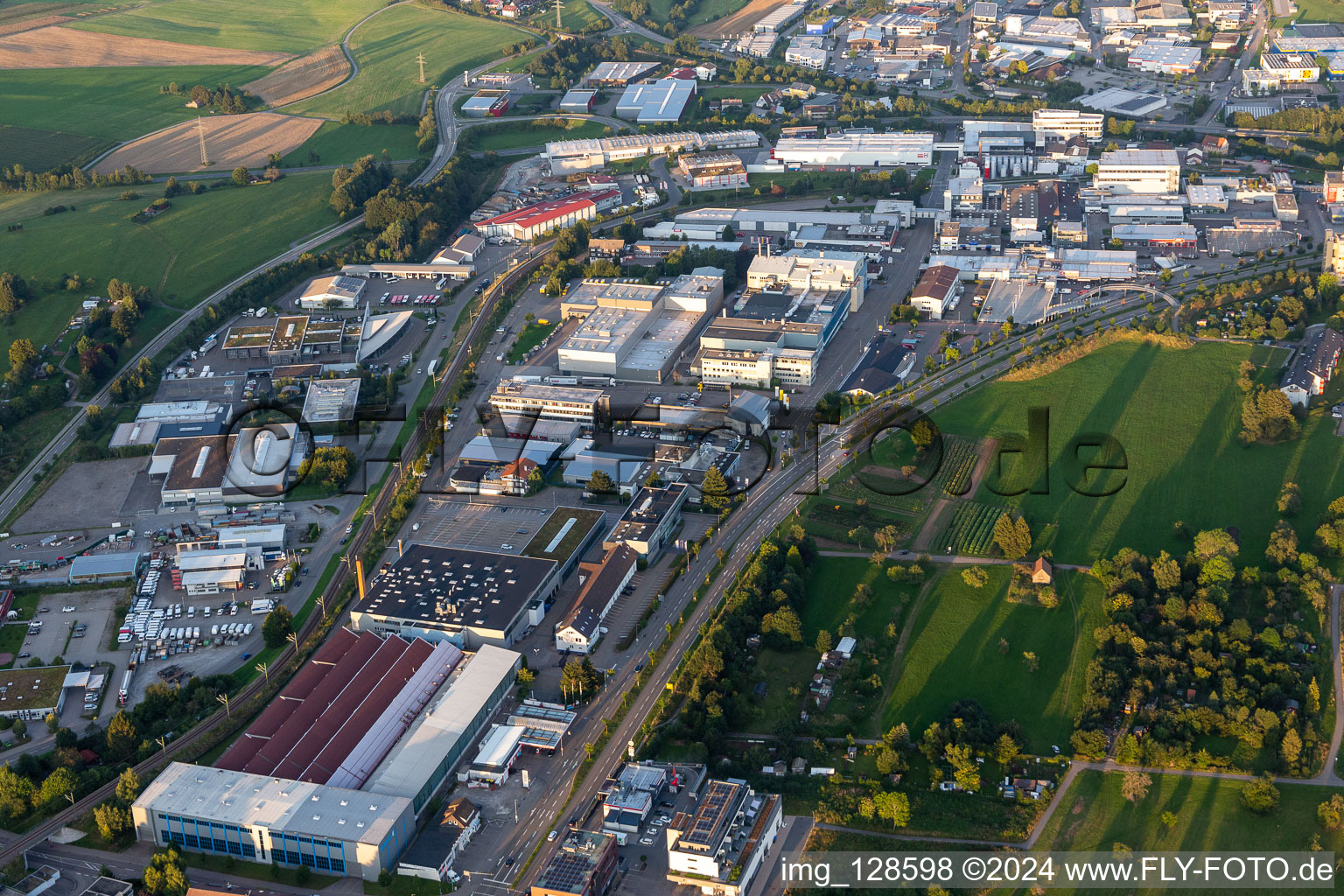 Industrie- und Gewerbegebiet zwischen Robert-Bürkle-Straße und Stuttgarter Straße in Freudenstadt im Bundesland Baden-Württemberg, Deutschland