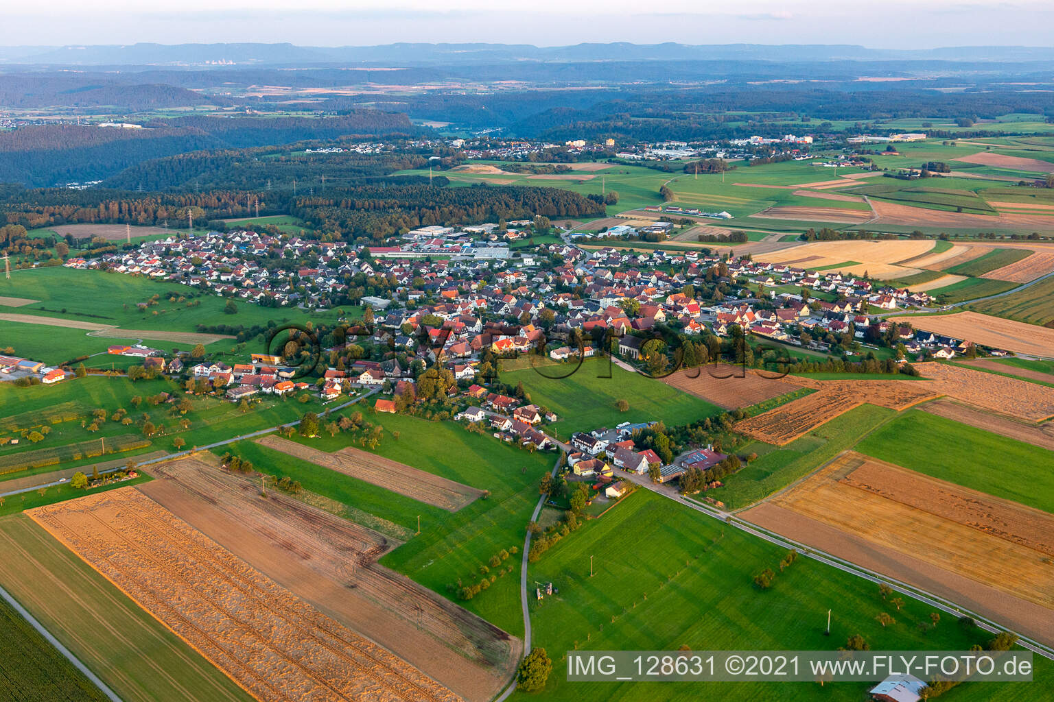Oberndorf am Neckar im Bundesland Baden-Württemberg, Deutschland von einer Drohne aus