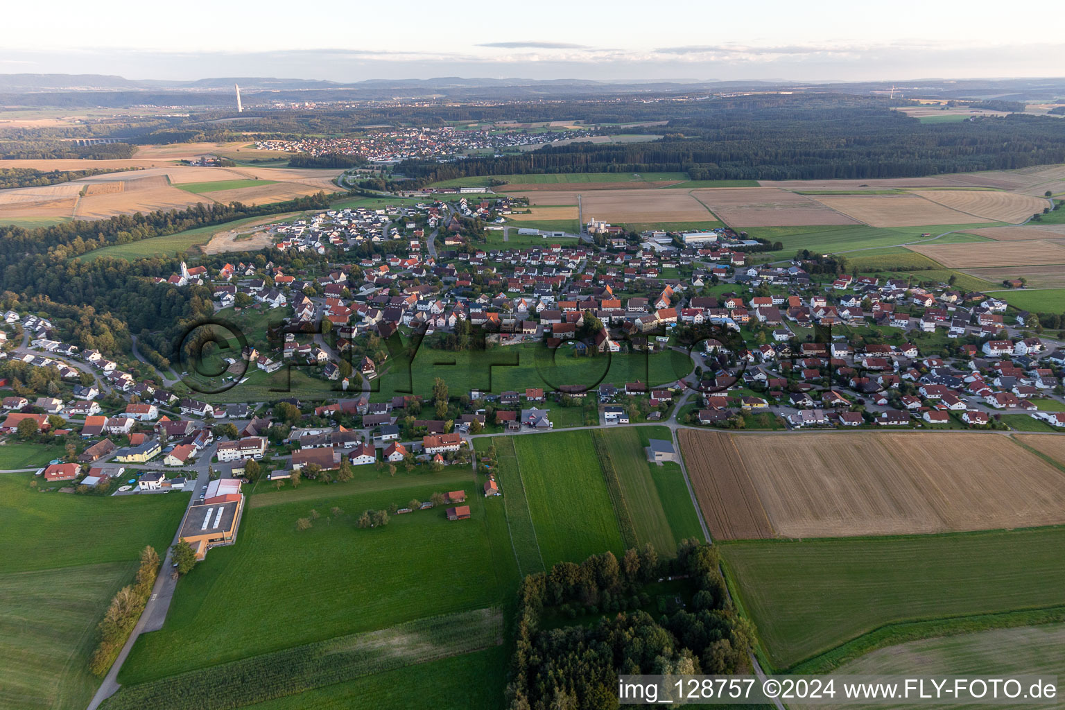 Ortsteil Herrenzimmern in Bösingen im Bundesland Baden-Württemberg, Deutschland aus der Luft