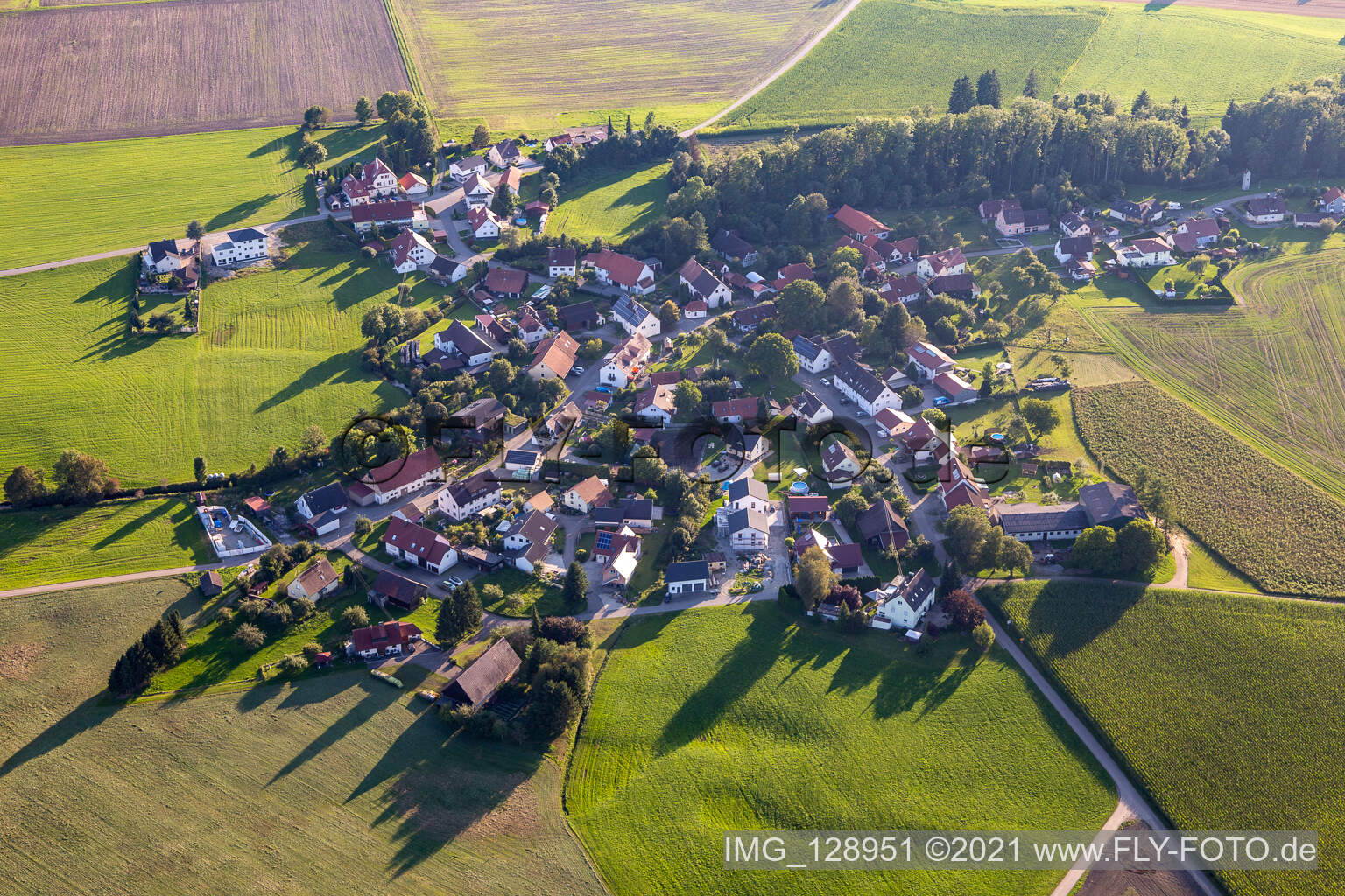 Luftbild von Ortsteil Tannweiler in Aulendorf im Bundesland Baden-Württemberg, Deutschland