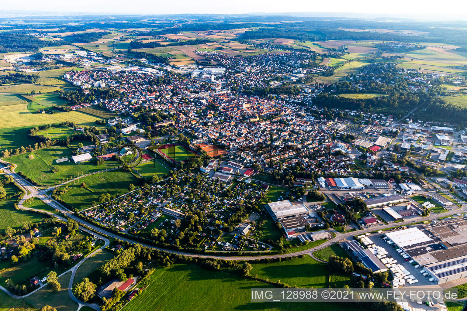 Stadtgebiet mit Außenbezirken und Innenstadtbereich in Bad Saulgau im Bundesland Baden-Württemberg, Deutschland