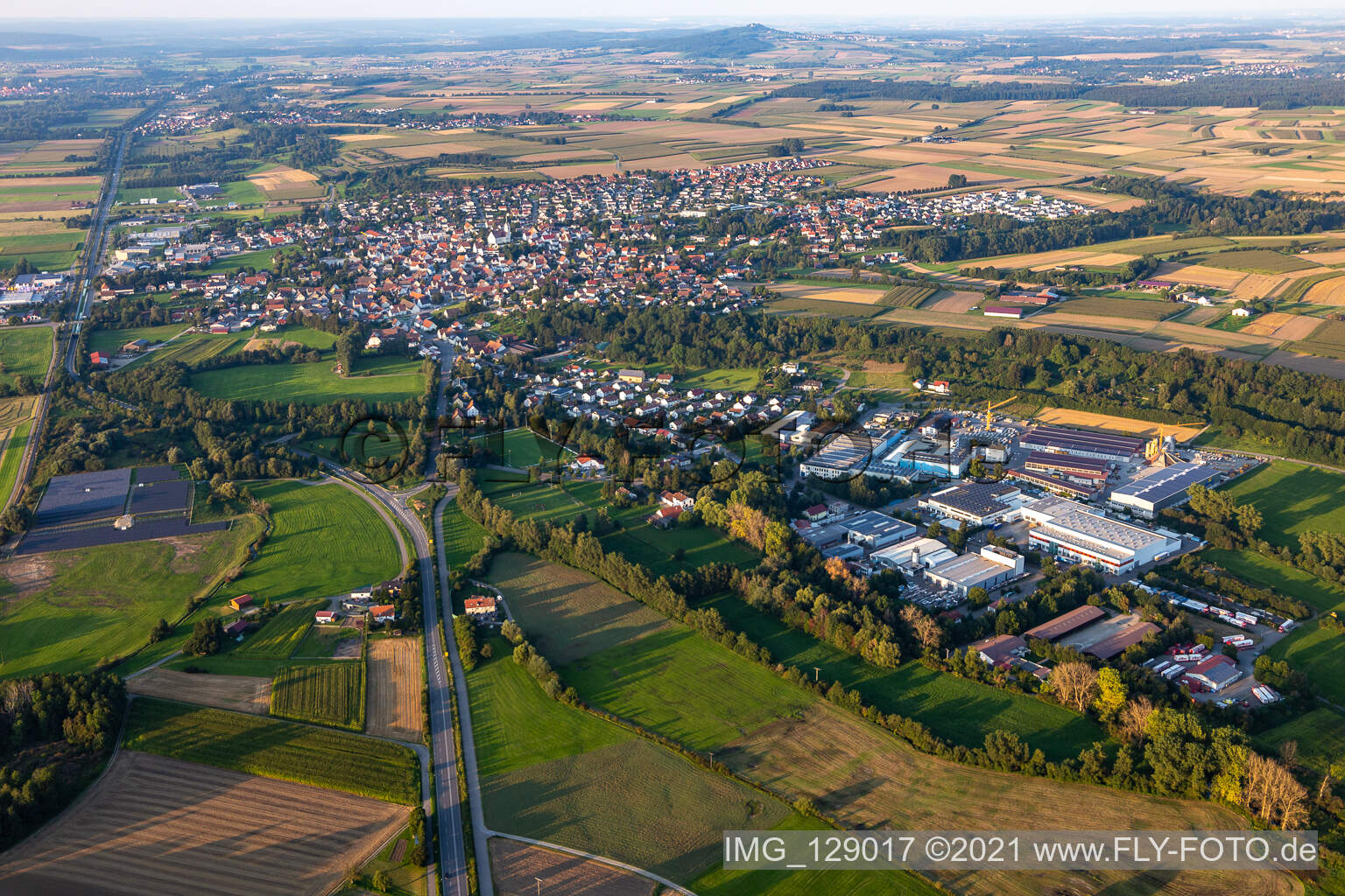 Luftbild von TU Maschinen- und Anlagenbau GmbH,  Eurostahl KG,  Fensterle Bauunternehmen GmbH in Ertingen im Bundesland Baden-Württemberg, Deutschland