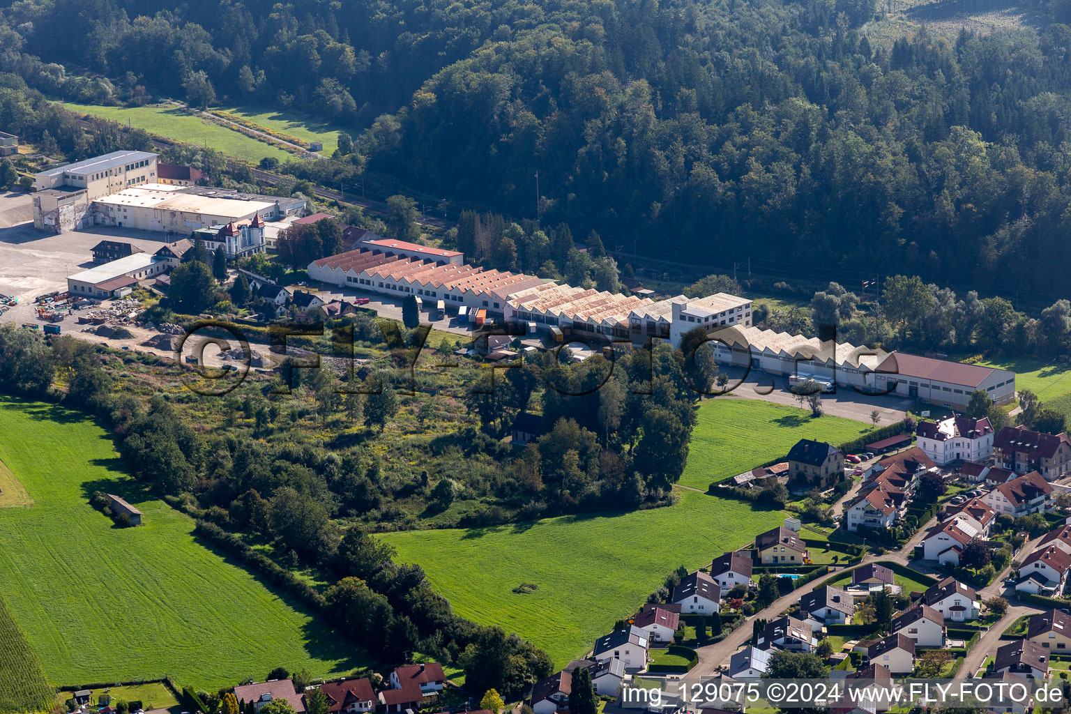 Fabrikstr im Ortsteil Mochenwangen in Wolpertswende im Bundesland Baden-Württemberg, Deutschland