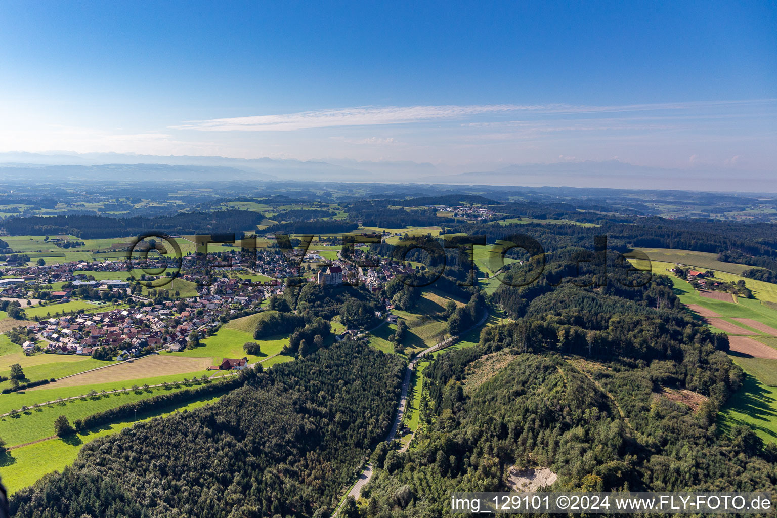 Schloss Waldburg im Ortsteil Sieberatsreute im Bundesland Baden-Württemberg, Deutschland