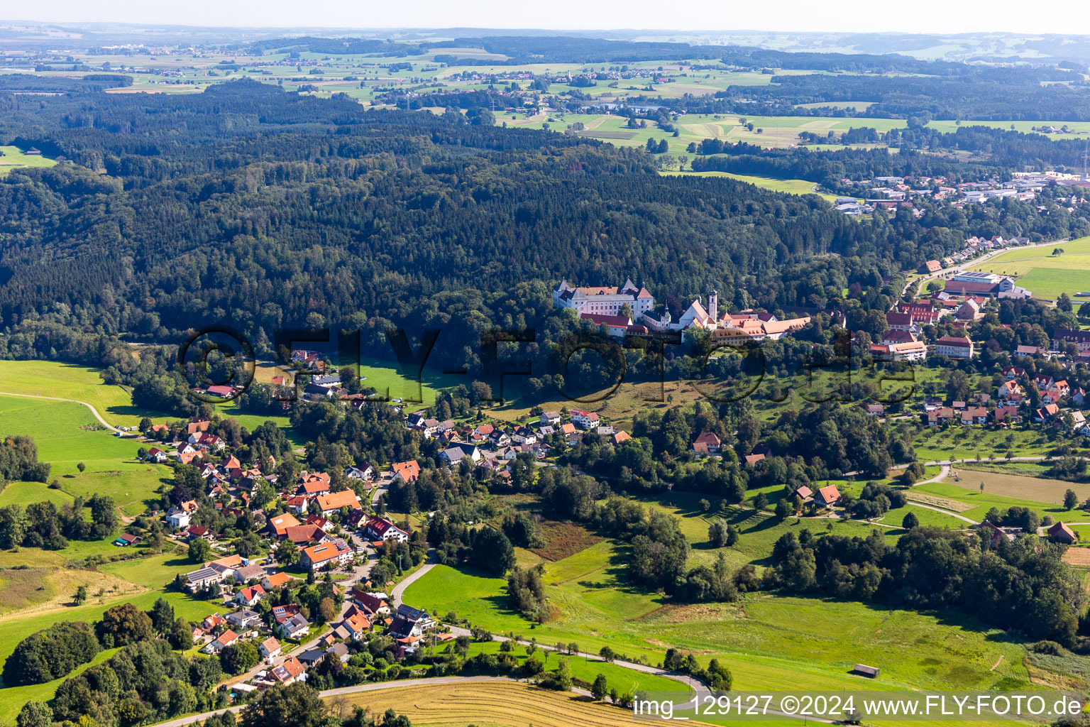 Luftbild von Schloss Wolfegg im Ortsteil Wassers im Bundesland Baden-Württemberg, Deutschland