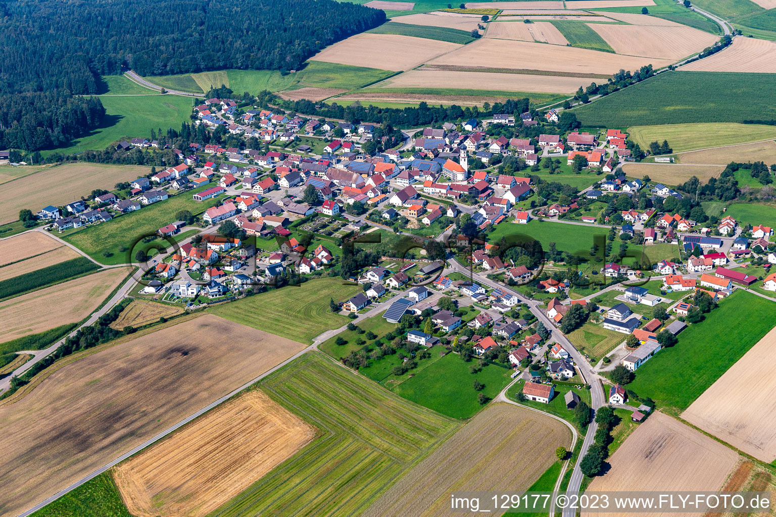 Luftaufnahme von Ortsteil Reichenbach in Bad Schussenried im Bundesland Baden-Württemberg, Deutschland