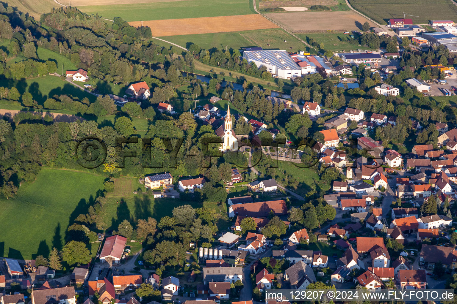 Pfarrkirche St. Lambertus Binzwangen in Ertingen im Bundesland Baden-Württemberg, Deutschland