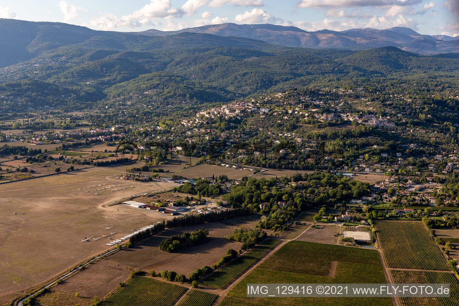 Luftbild von Fayence-Tourrettes Airfield im Bundesland Var, Frankreich