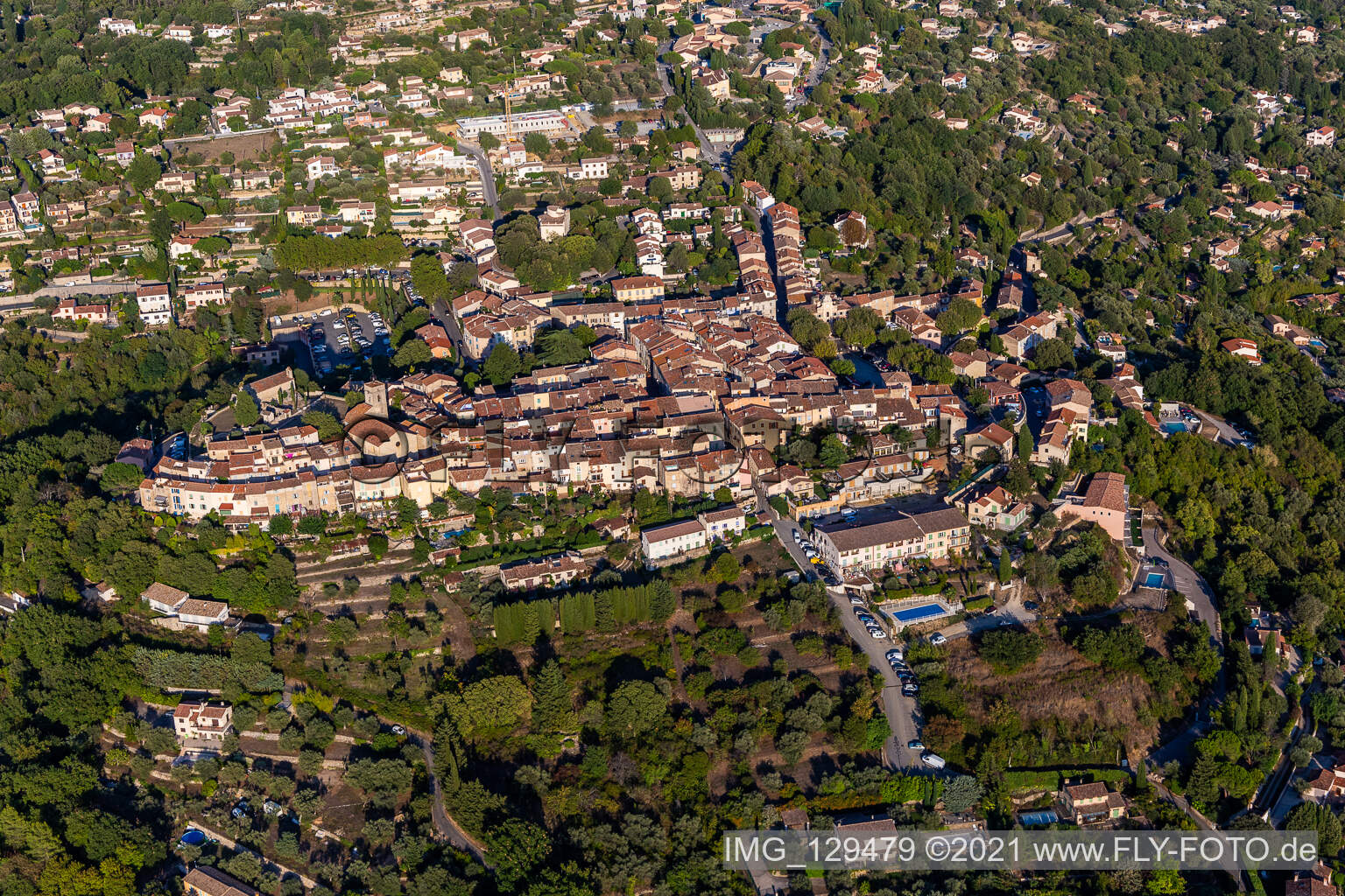 Luftaufnahme von Montauroux im Bundesland Var, Frankreich