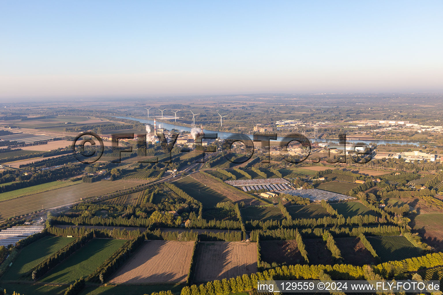 Fibre Excellence am Rhone Ufer im Ortsteil Campagne in Tarascon im Bundesland Bouches-du-Rhône, Frankreich