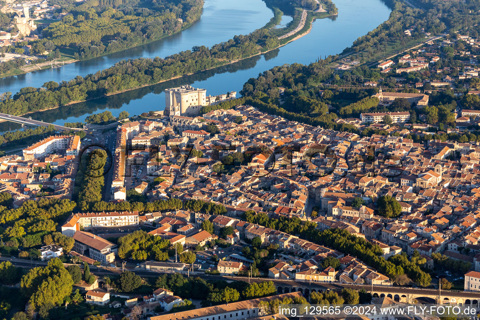 Château de Tarascon über der Rhone im Bundesland Bouches-du-Rhône, Frankreich