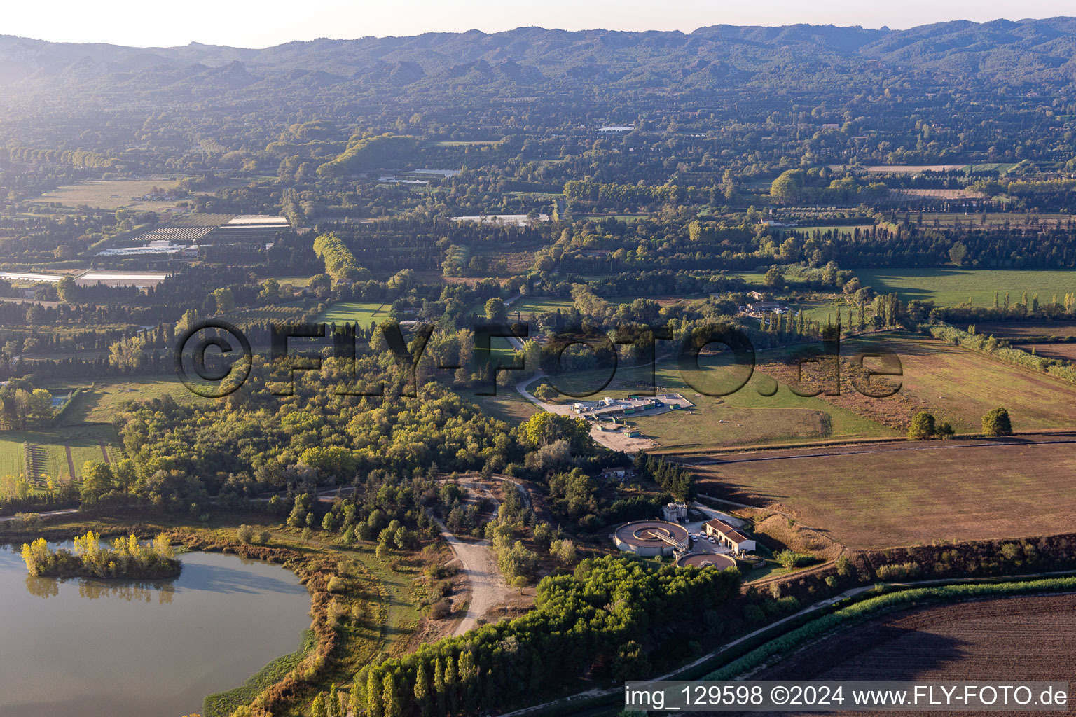 Déchèterie de Saint Rémy de Provence am Lac De Barreau im Ortsteil Les Écarts in Saint-Rémy-de-Provence im Bundesland Bouches-du-Rhône, Frankreich