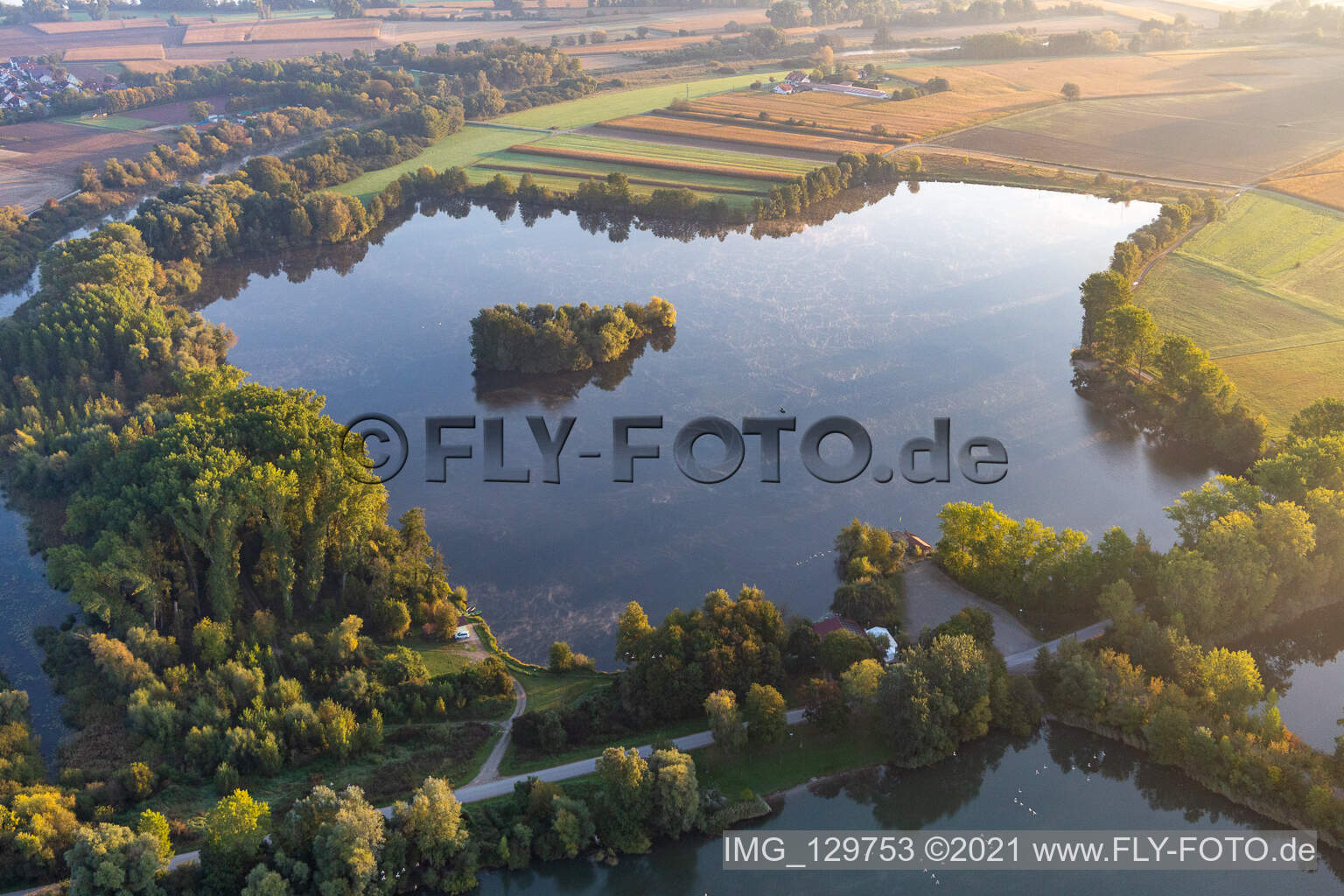 Luftbild von Altrhein in Neupotz im Bundesland Rheinland-Pfalz, Deutschland