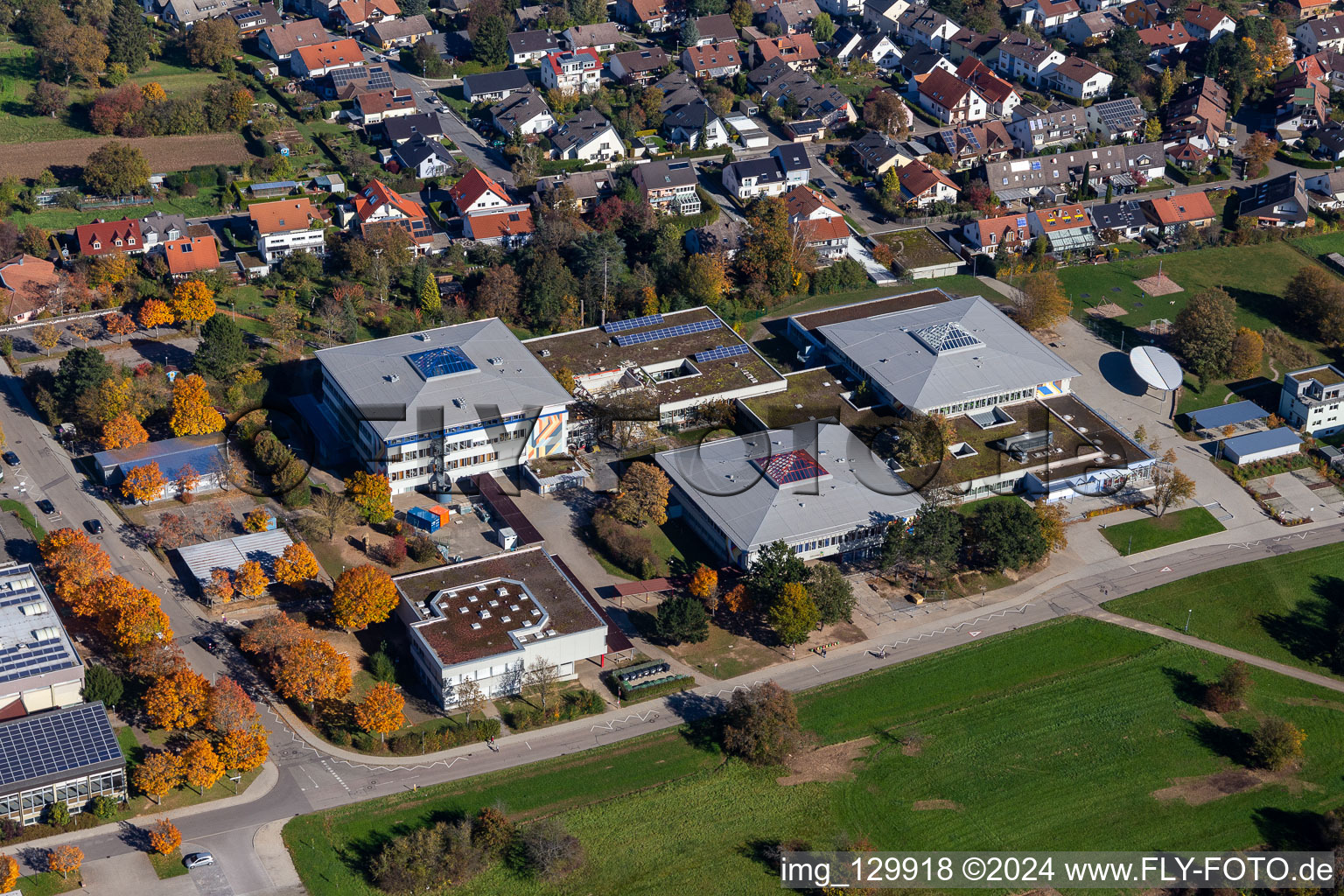 Luftbild von Gymnasium Karlsbad,  Gemeinschaftsschule Karlsbad-Waldbronn im Ortsteil Langensteinbach im Bundesland Baden-Württemberg, Deutschland