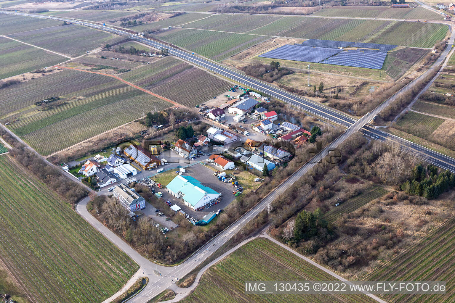 Luftbild von Gewerbegebiet In der Nauroth in Ellerstadt im Bundesland Rheinland-Pfalz, Deutschland