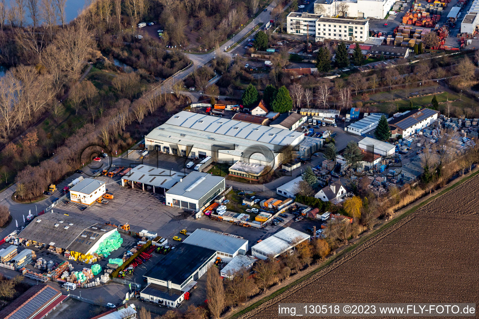 Luftbild von Industriestraße mit Industriegebiet am Silbersee im Ortsteil Roxheim in Bobenheim-Roxheim im Bundesland Rheinland-Pfalz, Deutschland