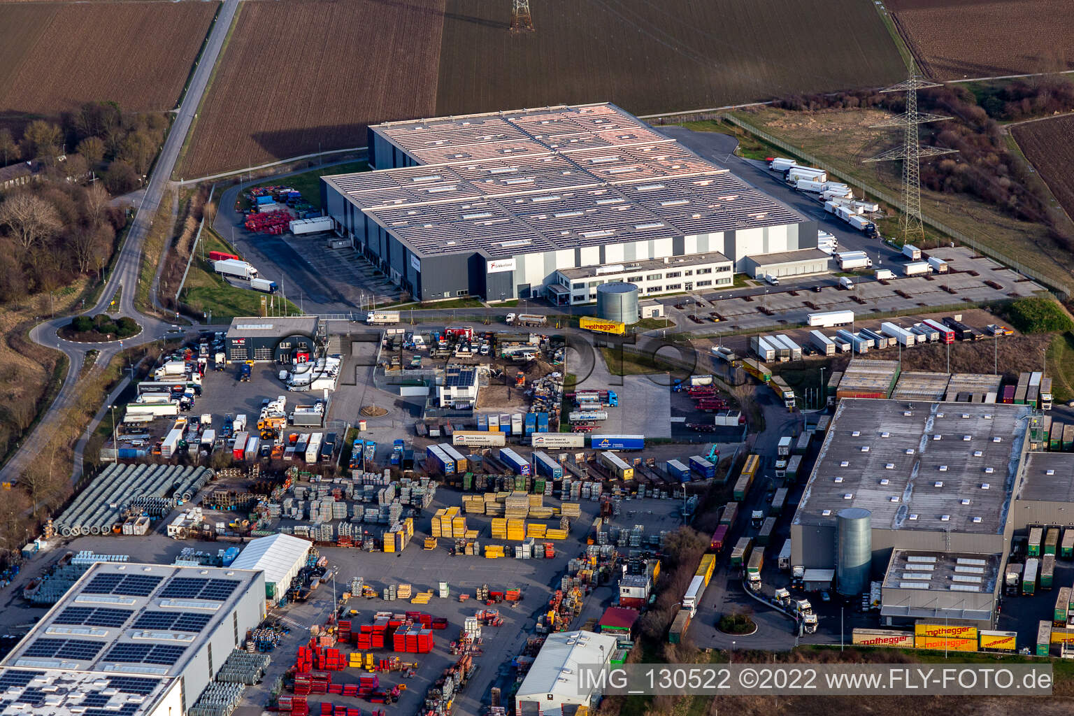 Lekkerland Logistikzentrum Mannheim im Ortsteil Roxheim in Bobenheim-Roxheim im Bundesland Rheinland-Pfalz, Deutschland