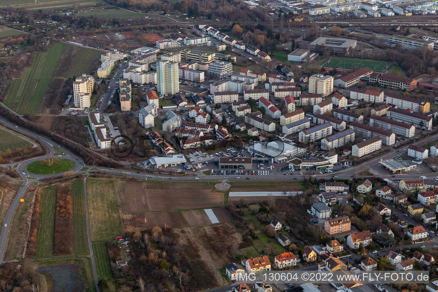 Neustadt an der Weinstraße im Bundesland Rheinland-Pfalz, Deutschland von der Drohne aus gesehen
