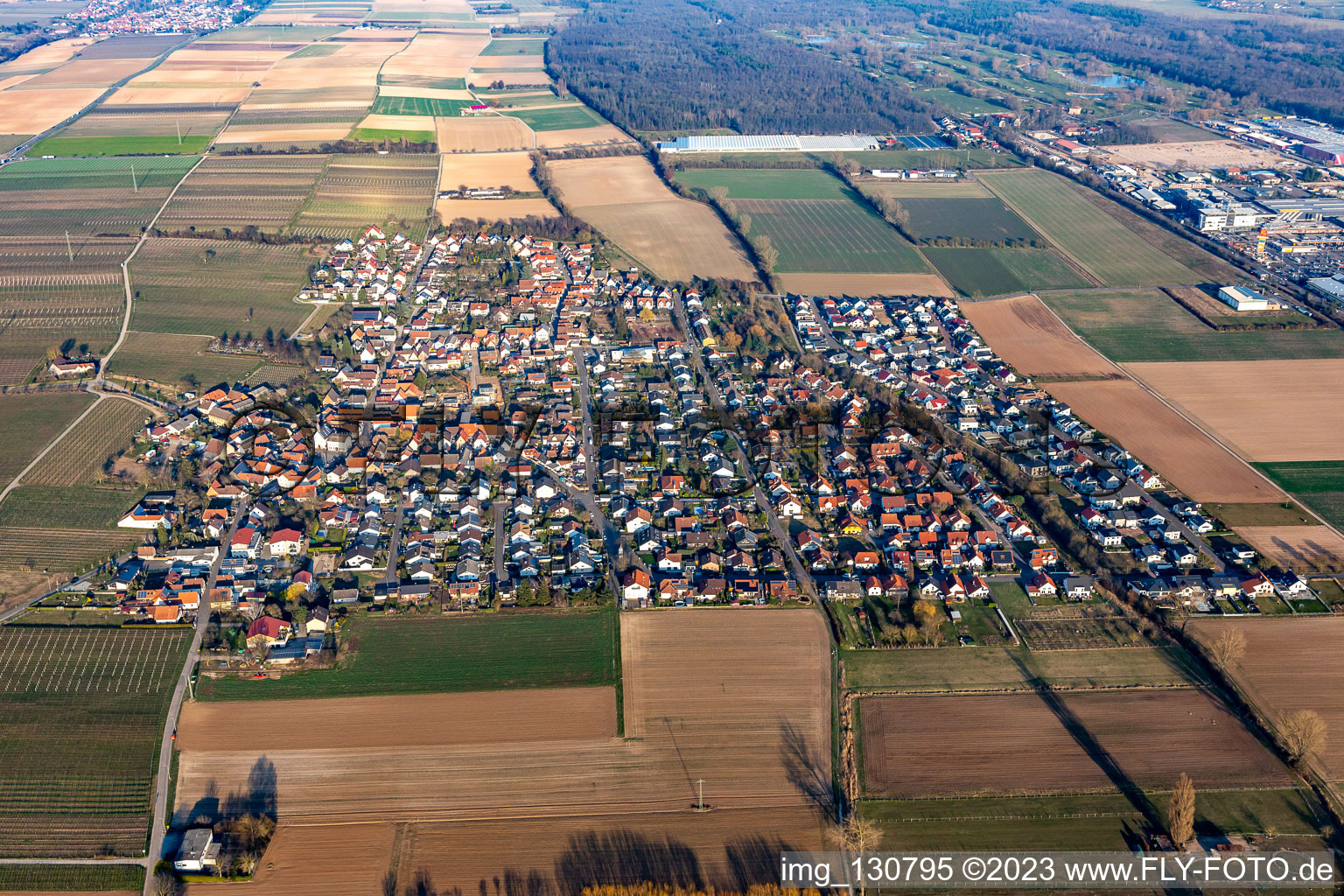Luftbild von Bornheim im Bundesland Rheinland-Pfalz, Deutschland