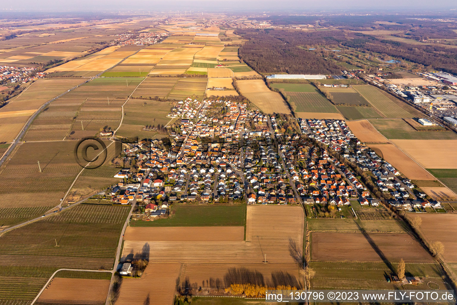 Luftaufnahme von Bornheim im Bundesland Rheinland-Pfalz, Deutschland