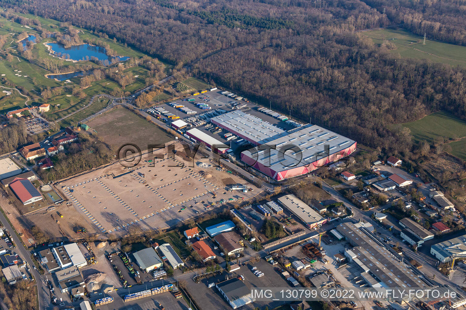Luftbild von Baustelle Neubau  Hornbach Logistikzentrum Essingen im Bundesland Rheinland-Pfalz, Deutschland