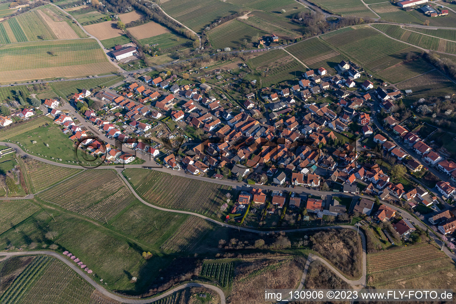 Ortsteil Gleishorbach in Gleiszellen-Gleishorbach im Bundesland Rheinland-Pfalz, Deutschland von einer Drohne aus