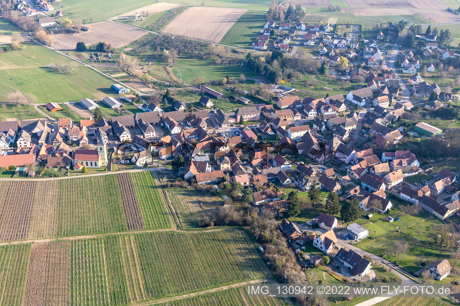 Rott im Bundesland Bas-Rhin, Frankreich von einer Drohne aus