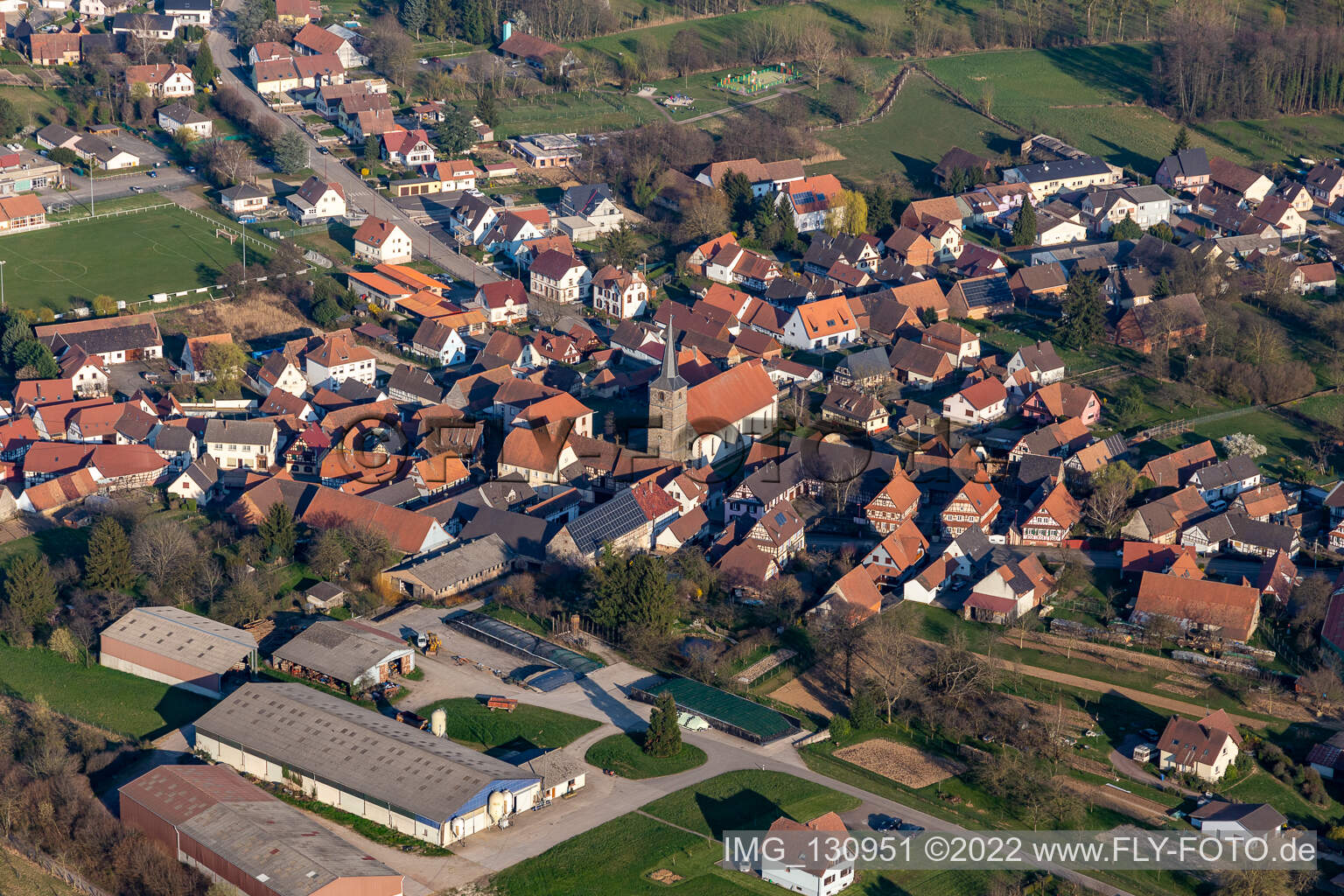 Riedseltz im Bundesland Bas-Rhin, Frankreich von oben gesehen