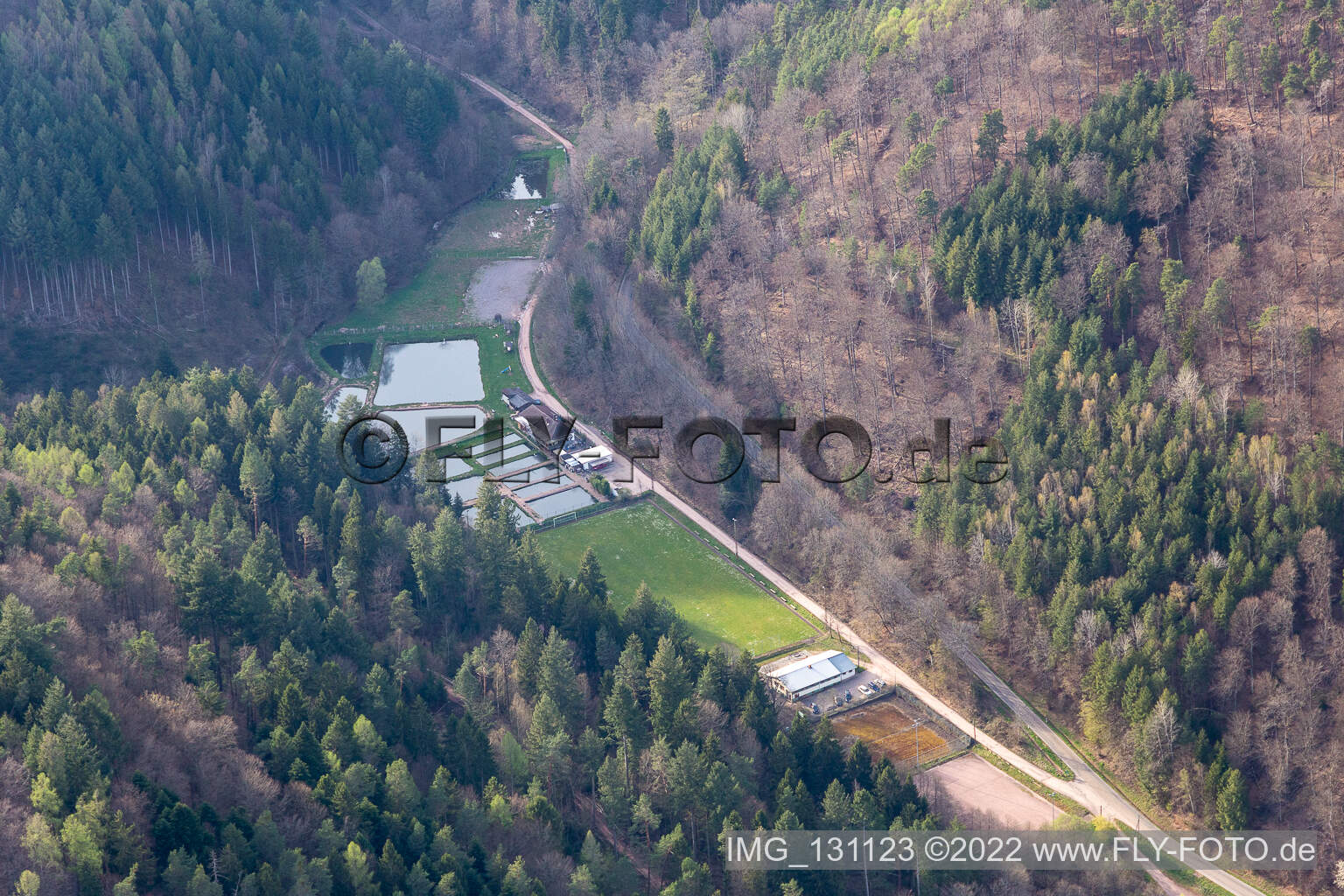 Luftbild von Pfälzer Wald Forellen Inh. Stefan Erber in Eußerthal im Bundesland Rheinland-Pfalz, Deutschland
