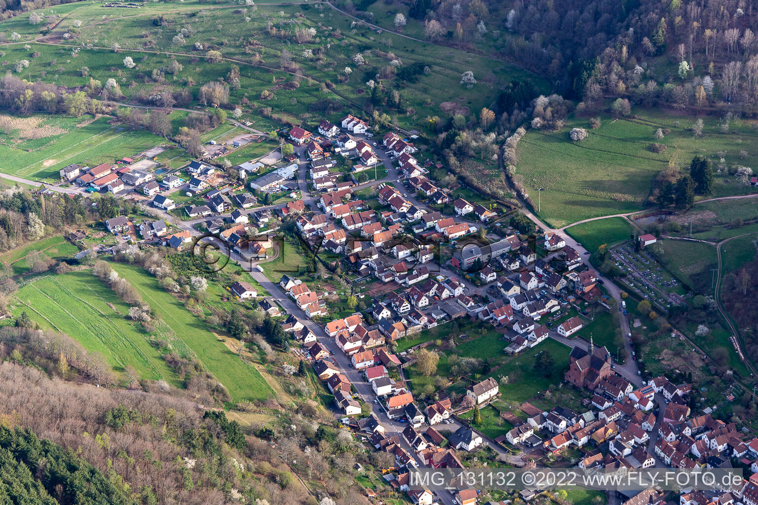 Luftbild von Eußerthal im Bundesland Rheinland-Pfalz, Deutschland