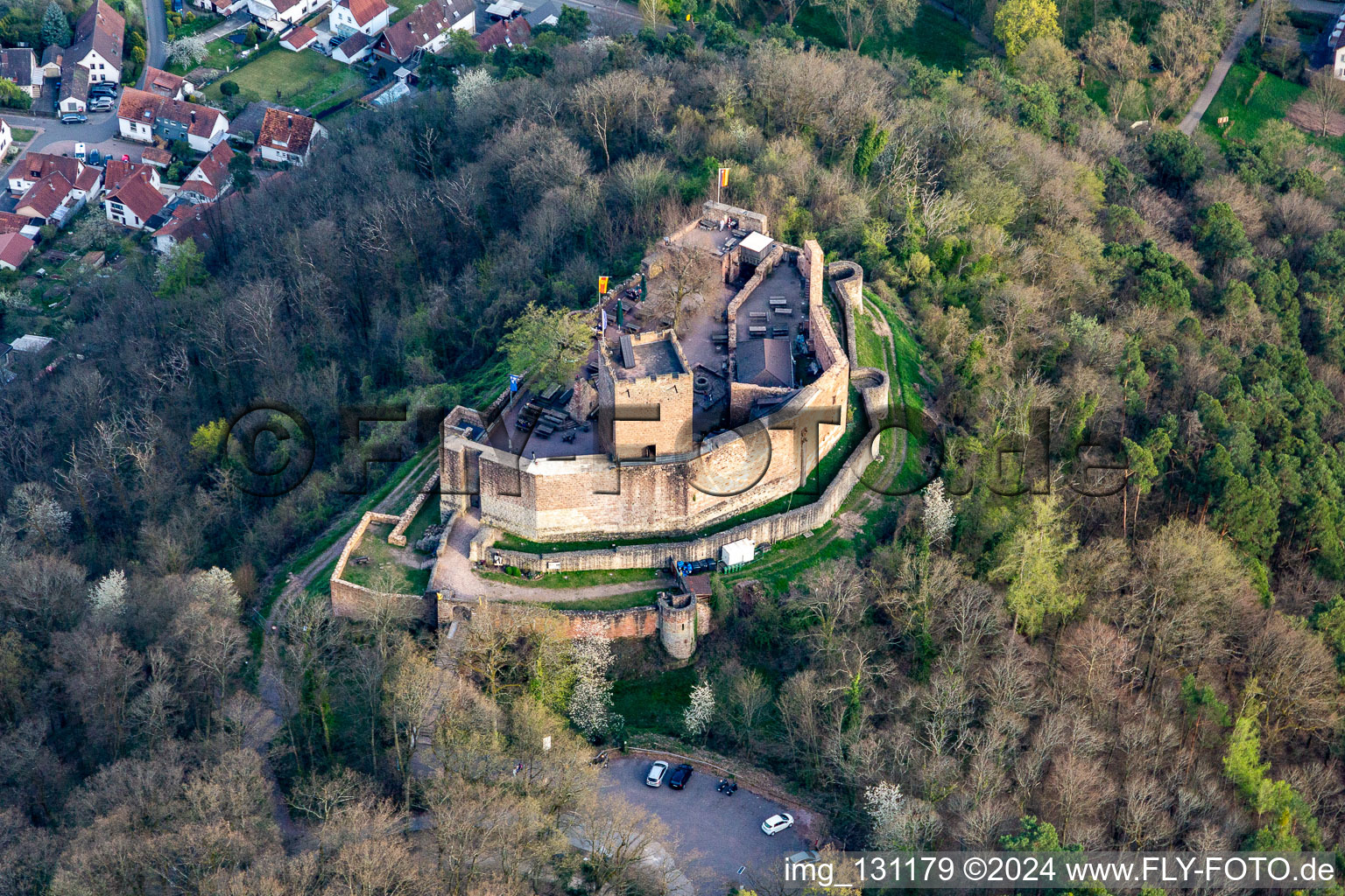 Burgruine Landeck bei Klingenmünster im Bundesland Rheinland-Pfalz, Deutschland