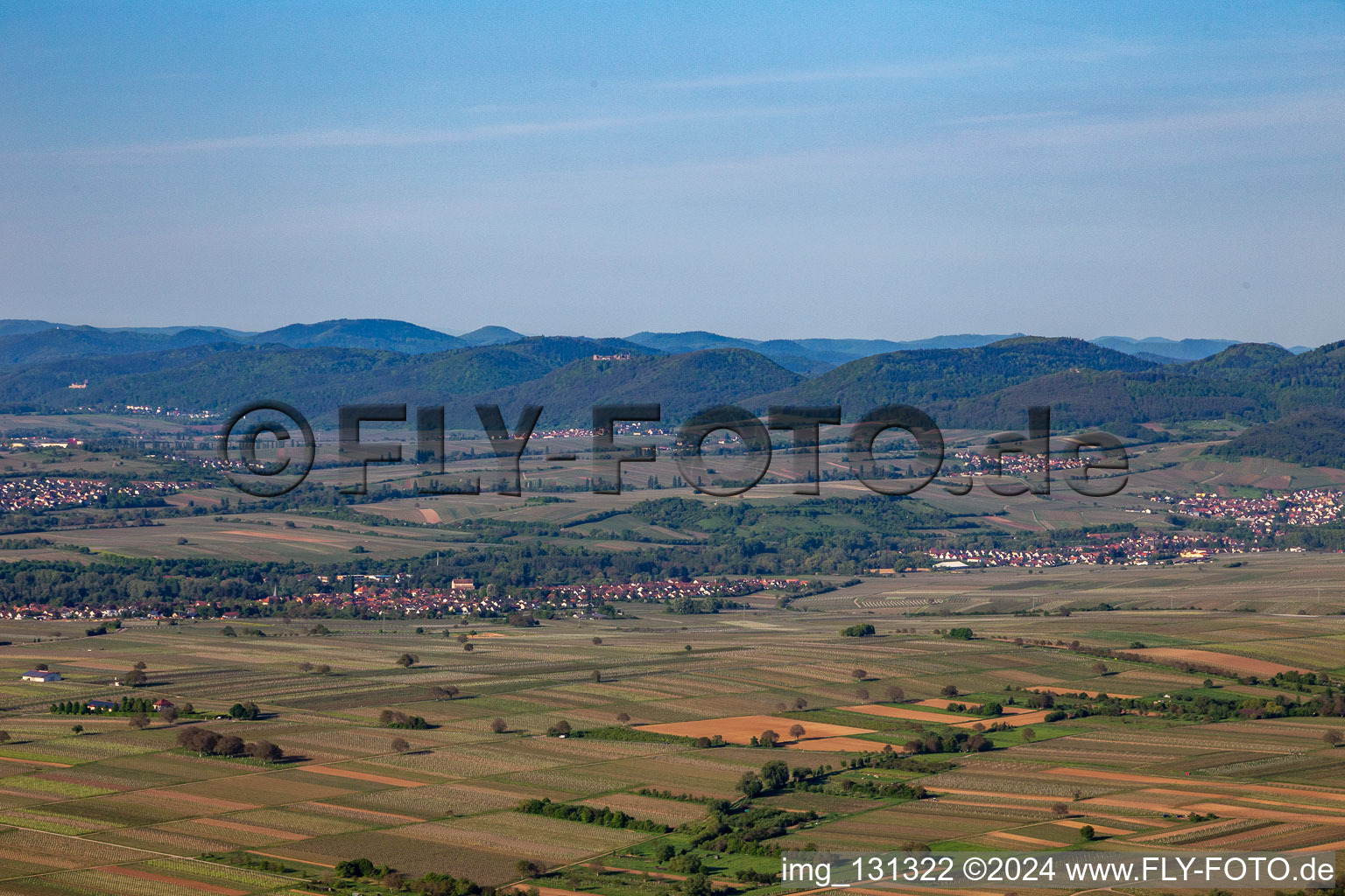 Drohnenbild von Roschbach im Bundesland Rheinland-Pfalz, Deutschland