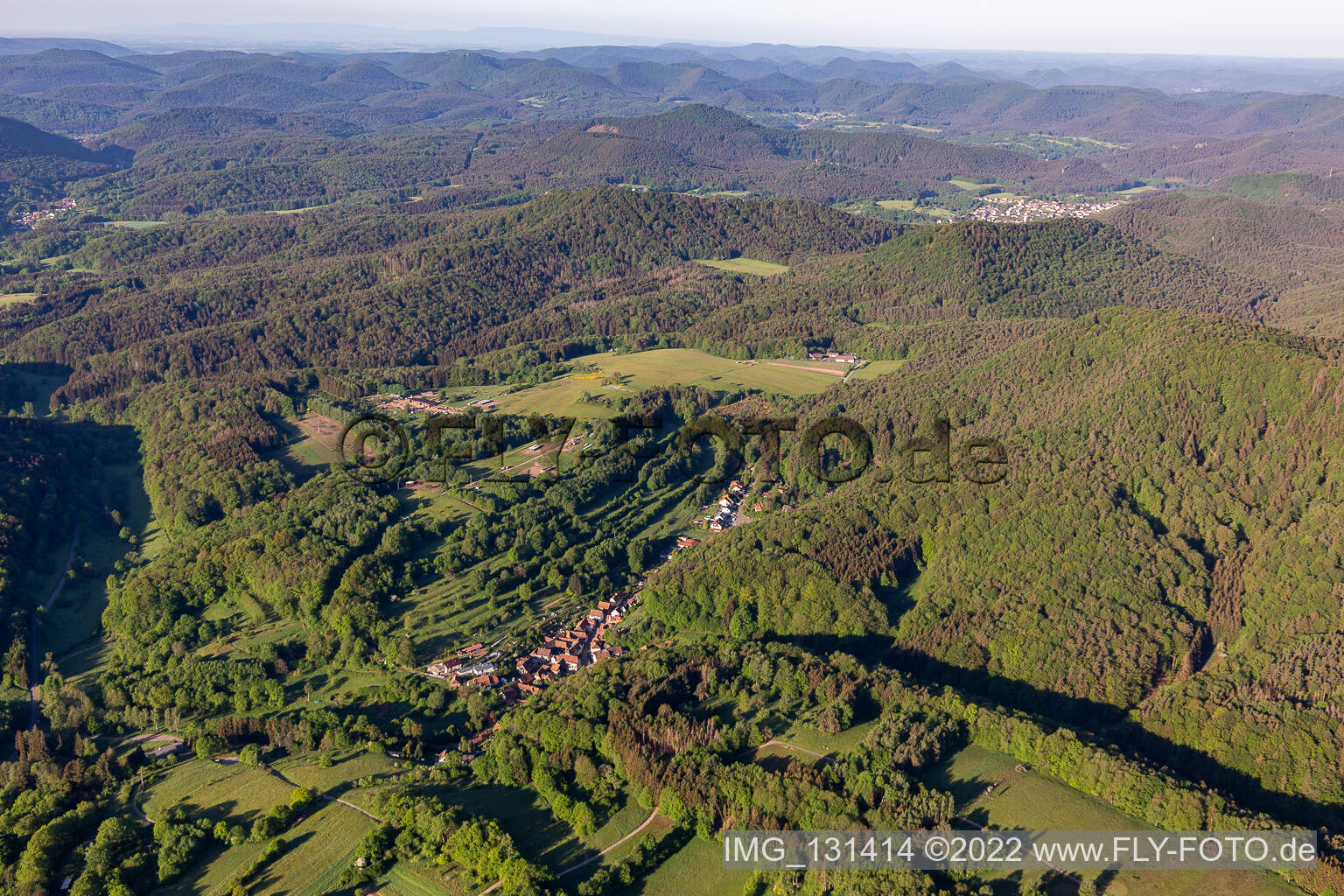 Luftaufnahme von Oberschlettenbach im Bundesland Rheinland-Pfalz, Deutschland