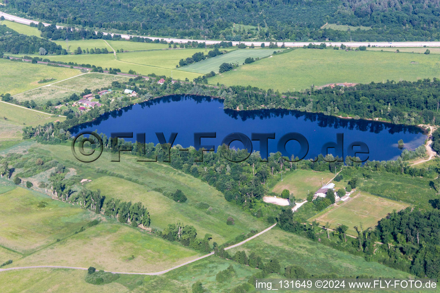 Hurstsee im Ortsteil Bruchhausen in Ettlingen im Bundesland Baden-Württemberg, Deutschland