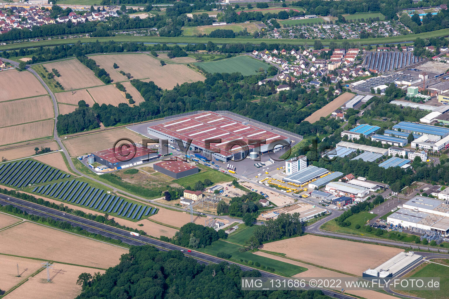 Luftbild von Brose Rastatt - Brose Fahrzeugteile, Mercedes-Benz Werk Kuppenheim im Bundesland Baden-Württemberg, Deutschland