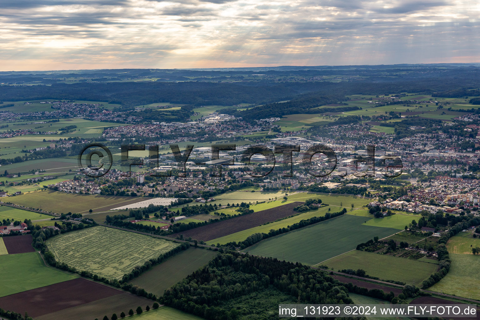 Luftbild von Weingarten bei Ravensburg im Bundesland Baden-Württemberg, Deutschland