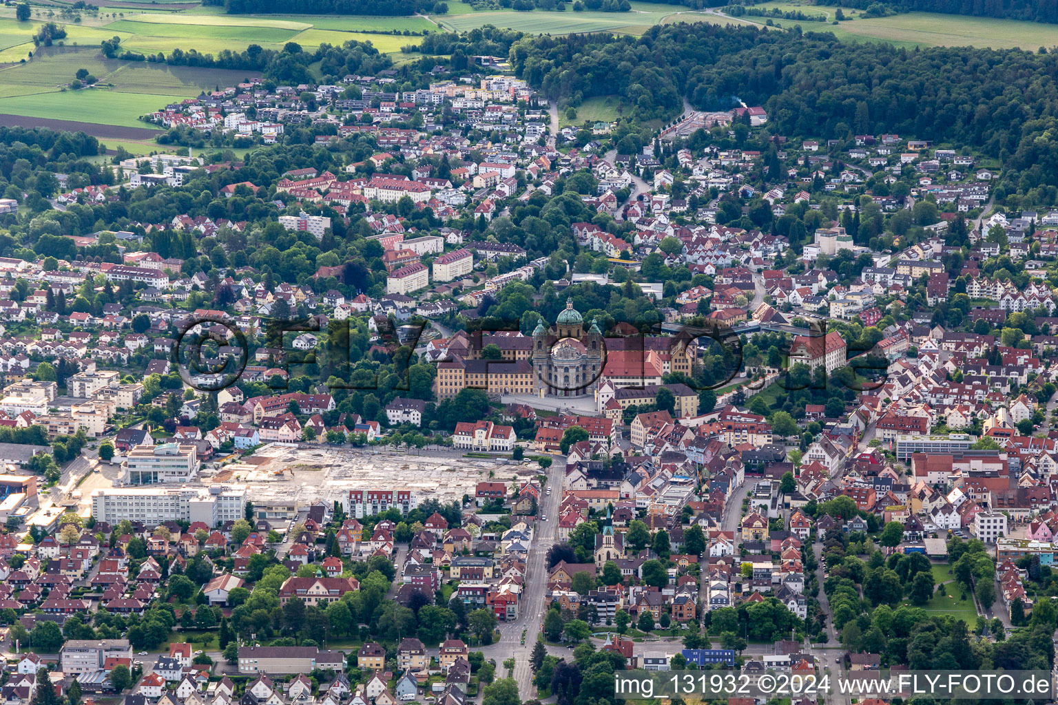 Luftaufnahme von Weingarten bei Ravensburg im Bundesland Baden-Württemberg, Deutschland