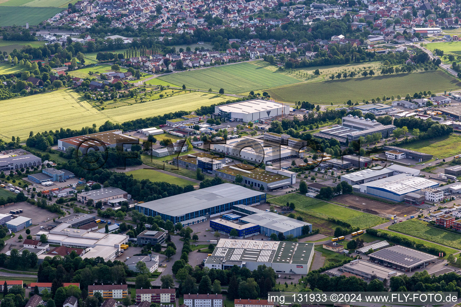 Schrägluftbild von Weingarten bei Ravensburg im Bundesland Baden-Württemberg, Deutschland