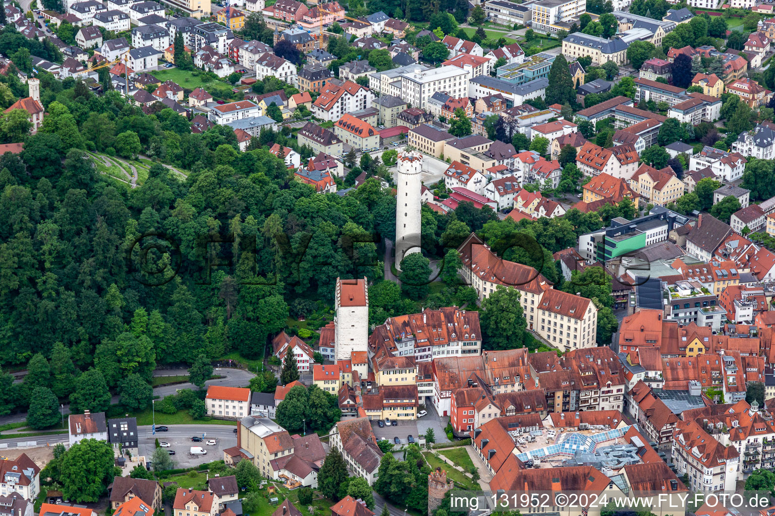 Historische Altstadt mit Mehlsack und Obertor in Ravensburg im Bundesland Baden-Württemberg, Deutschland