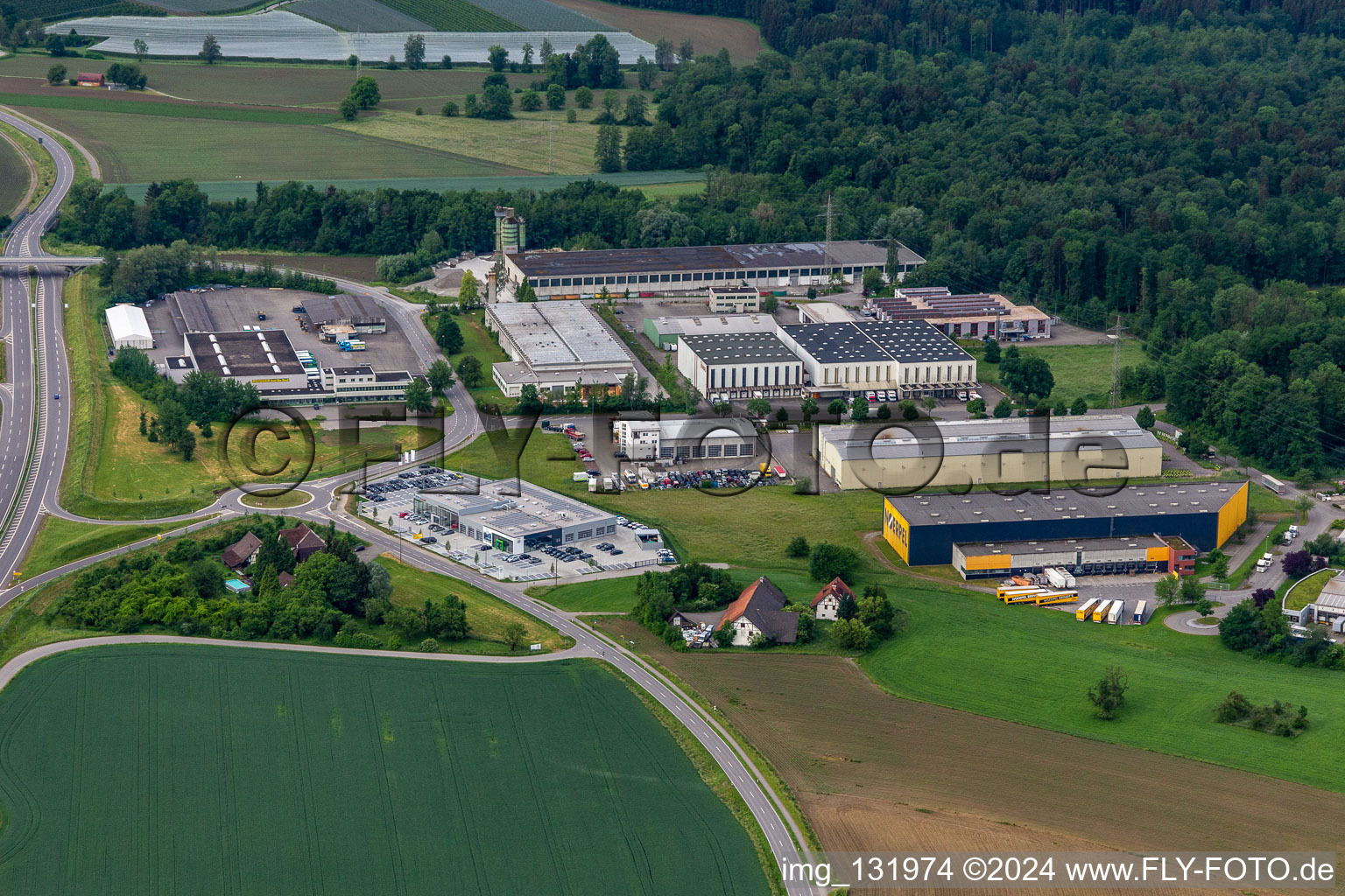 Industriegebiet Oberzell: Autohaus Bauschatz RV Audi und ŠKODA,  REISSER AG - Badausstellung,  C.E. Noerpel Logistik GmbH & Co. KG in Ravensburg im Bundesland Baden-Württemberg, Deutschland