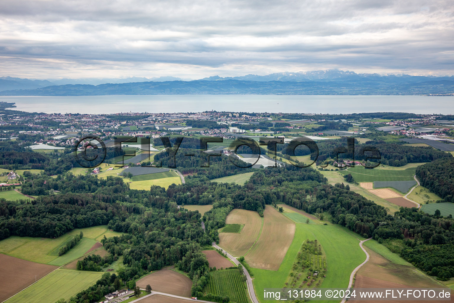 Bodenseepanorama von Friedrichshafen im Ortsteil Windhag im Bundesland Baden-Württemberg, Deutschland