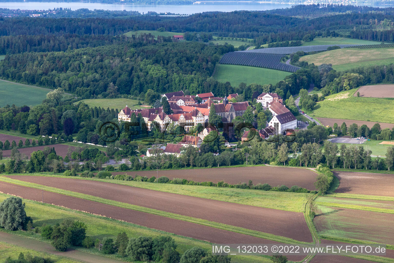 Luftbild von Kloster, Schule und Schloss Salem im Bundesland Baden-Württemberg, Deutschland