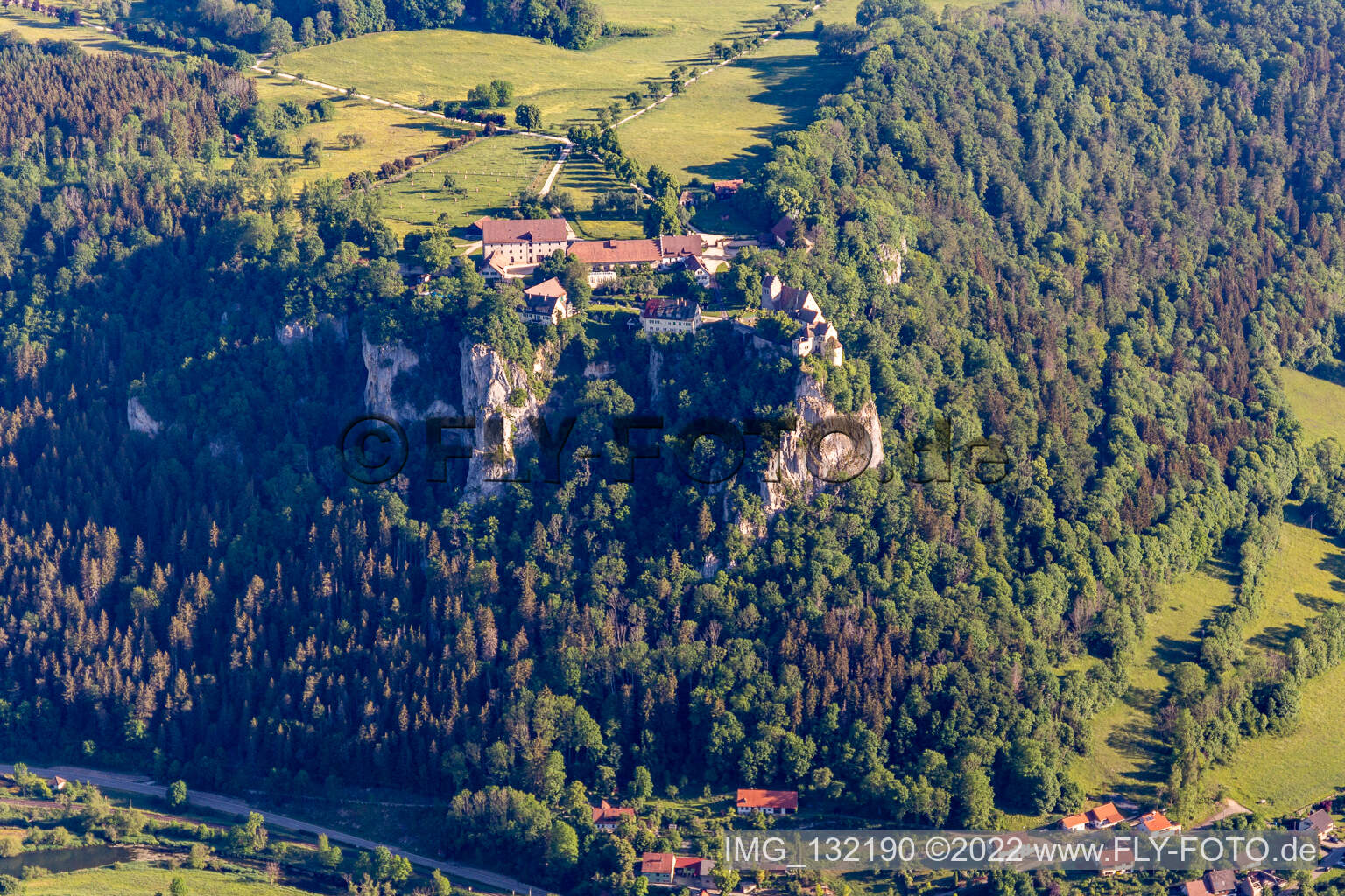 Luftbild von DJH Jugendherberge Burg Wildenstein in Leibertingen im Bundesland Baden-Württemberg, Deutschland