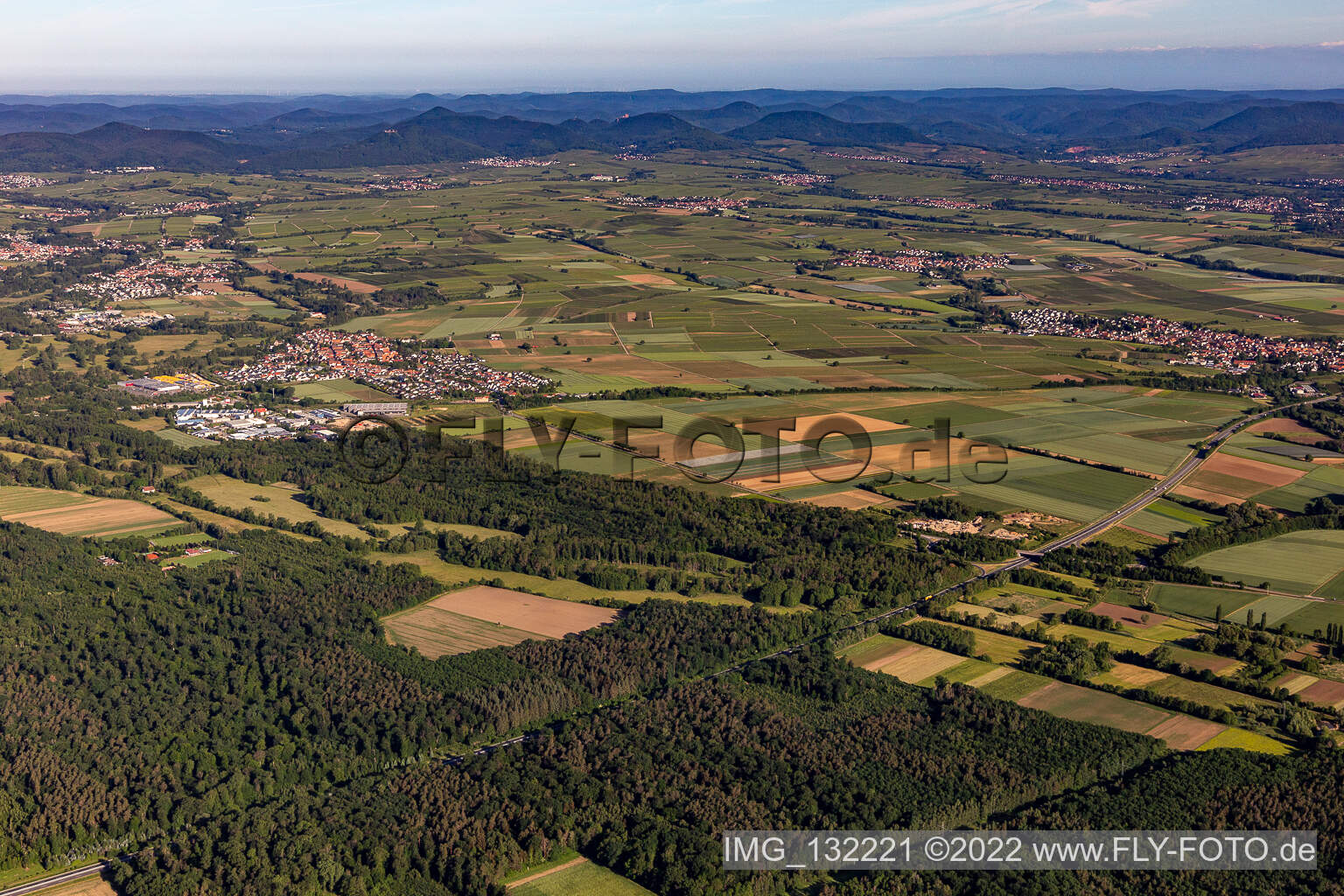 Luftbild von Südpfalz Panorama Klingbachtal in Rohrbach im Bundesland Rheinland-Pfalz, Deutschland